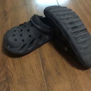 Amazon bought “shoes”